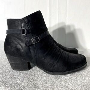 K Studio Black Faux Suede Ankle Boots Booties 8